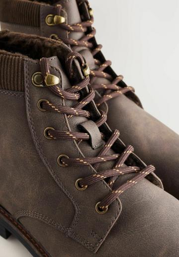 Зимние ботинки