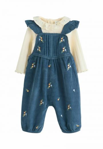 Набор одежды