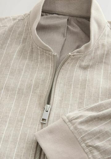 Куртка бомбер