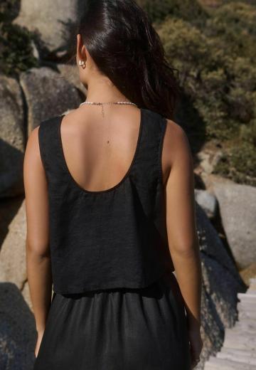 Блузка без рукавов