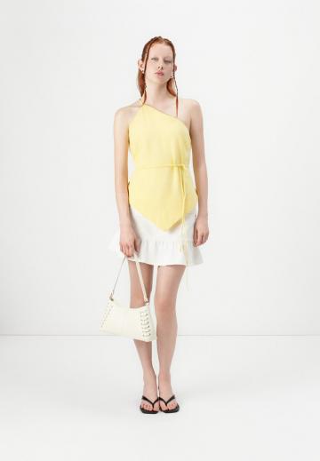 Топ на бретельках