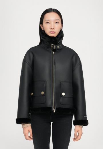 Кожаная куртка