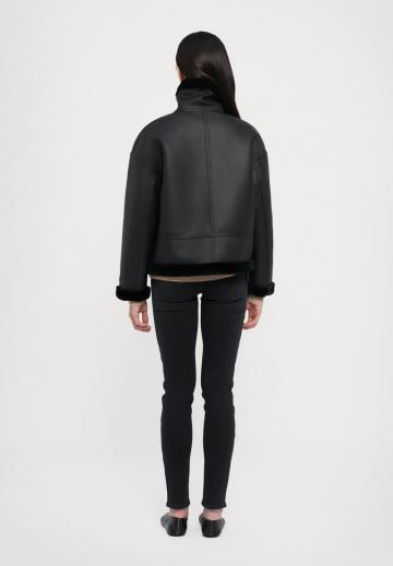 Кожаная куртка