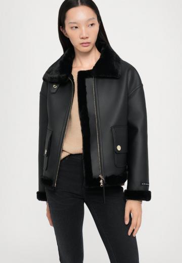 Кожаная куртка