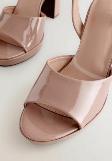 Босоножки на платформе