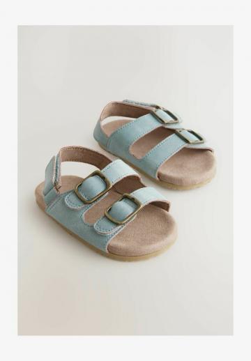 Детская обувь