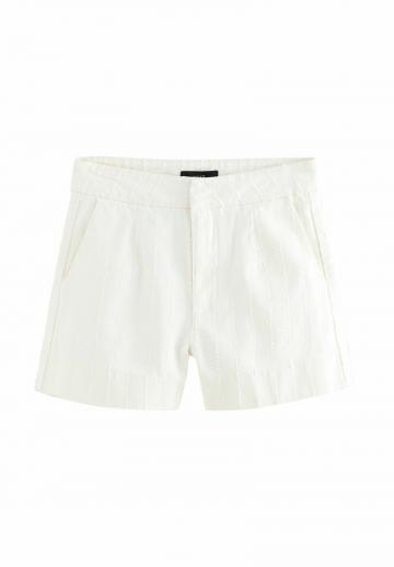 Джинсовые шорты