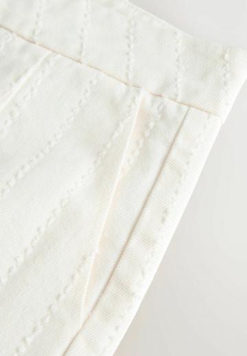 Джинсовые шорты