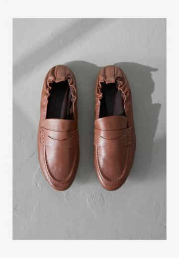 Полуботинки