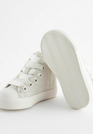 Детская обувь