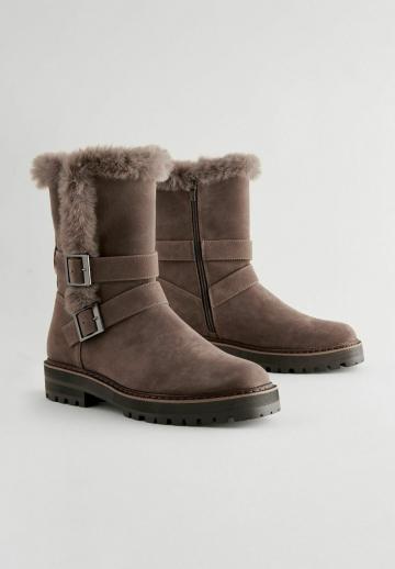 Широкие сапоги