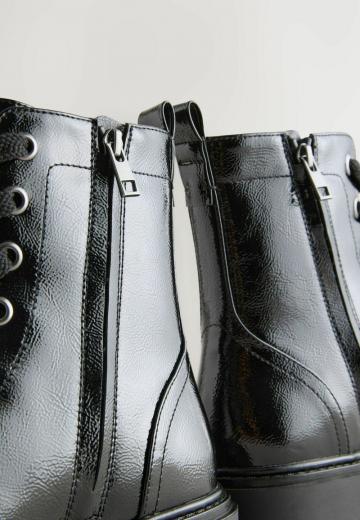 Широкие сапоги