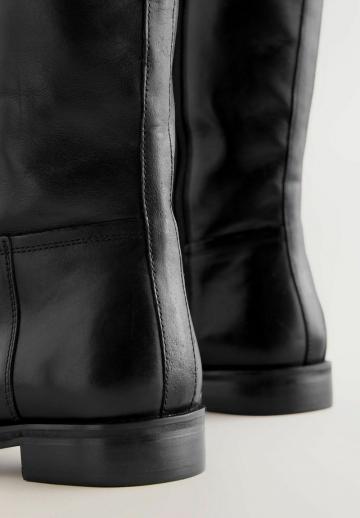 Широкие сапоги