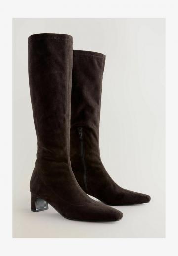 Широкие сапоги