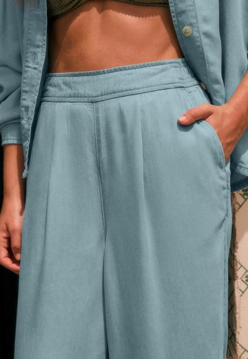 Свободные джинсы