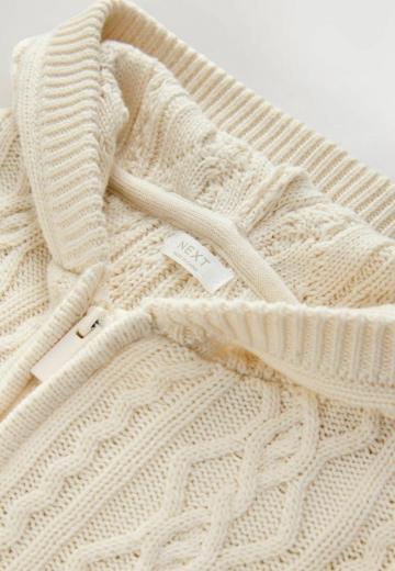 Вязаная кофта