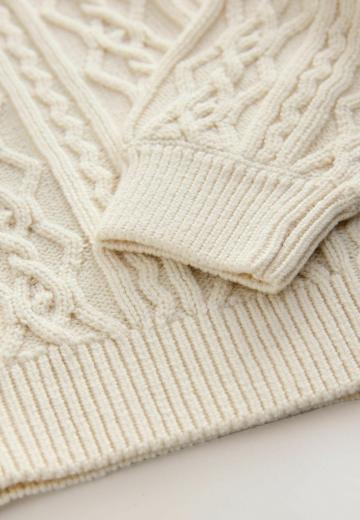 Вязаная кофта