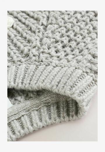 Вязаная кофта