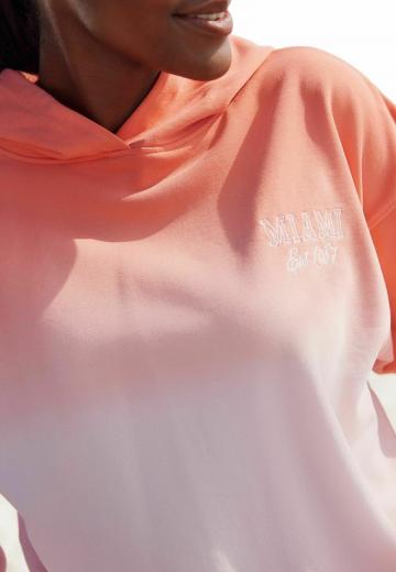 Пуловер с капюшоном