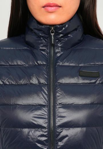 Пуховой жилет