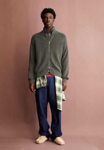 Вязаная кофта