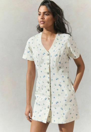 Короткое платье