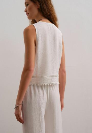 Джинсовая жилетка