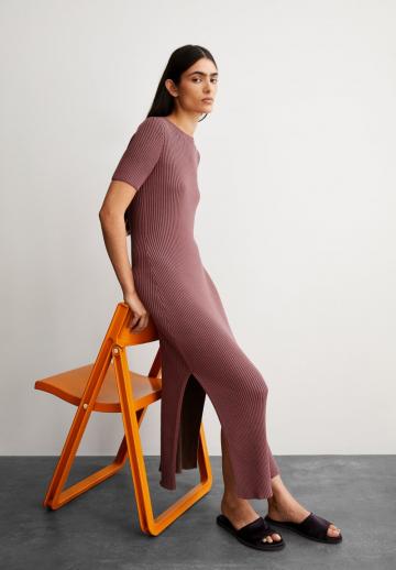 Вязаное платье