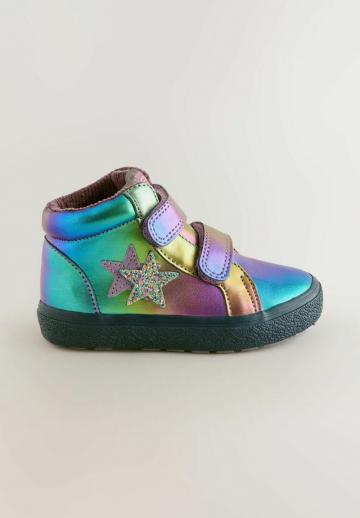 Детская обувь