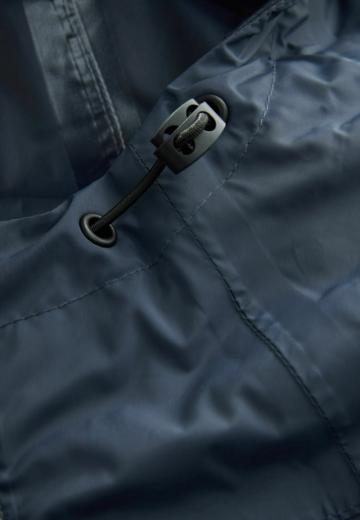 Куртка-дождевик