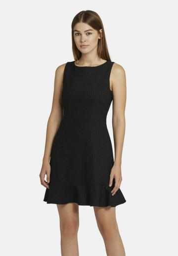 Платье футляр