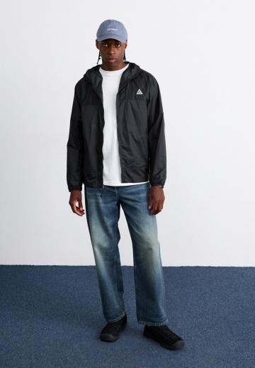 Куртка-дождевик