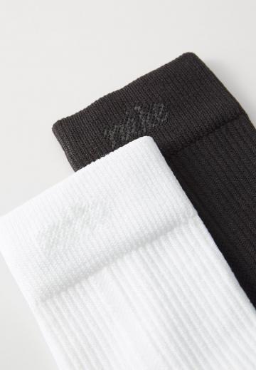 Спортивные носки