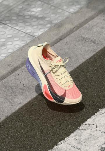 Беговые кроссовки