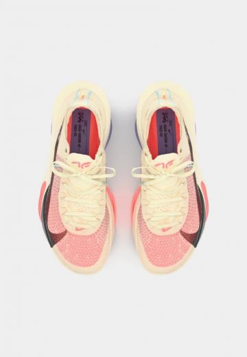 Беговые кроссовки