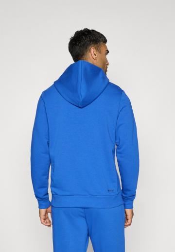 Спортивная кофта