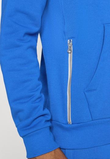 Спортивная кофта