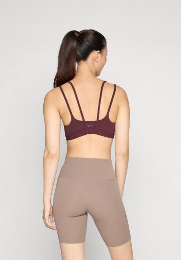 Спортивный бюстгальтер