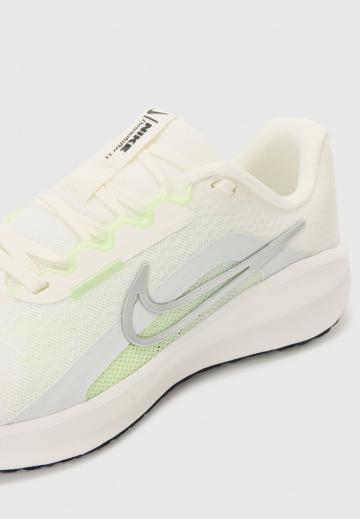 Беговые кроссовки