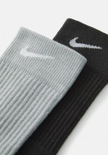 Спортивные носки