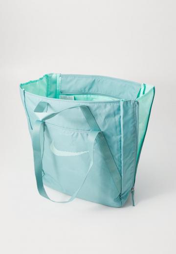 Спортивная сумка