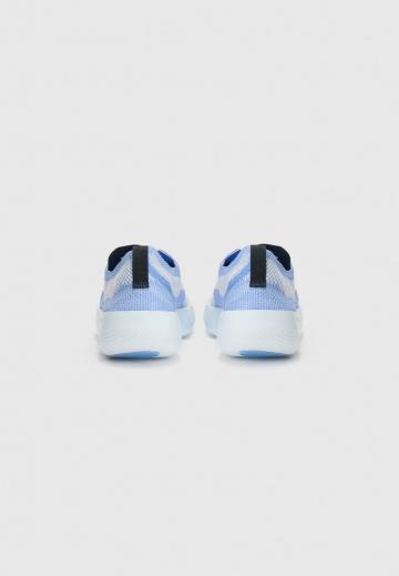 Тренировочные кроссовки