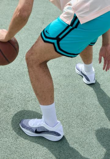 Баскетбольные кроссовки