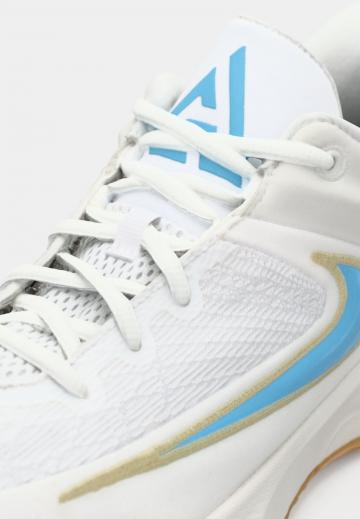 Баскетбольные кроссовки