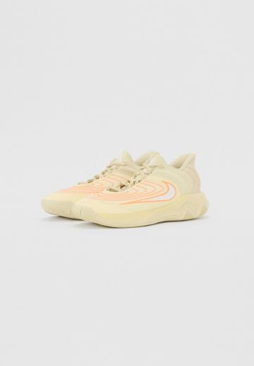 Баскетбольные кроссовки