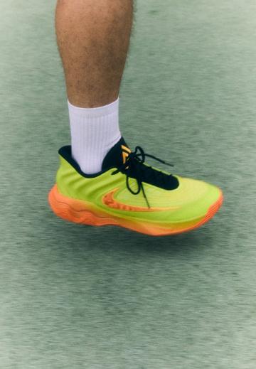 Баскетбольные кроссовки