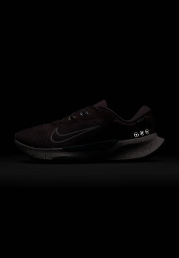 Беговые кроссовки