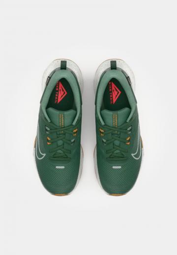 Беговые кроссовки