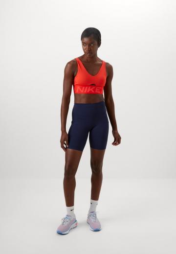 Спортивный бюстгальтер