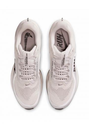 Беговые кроссовки